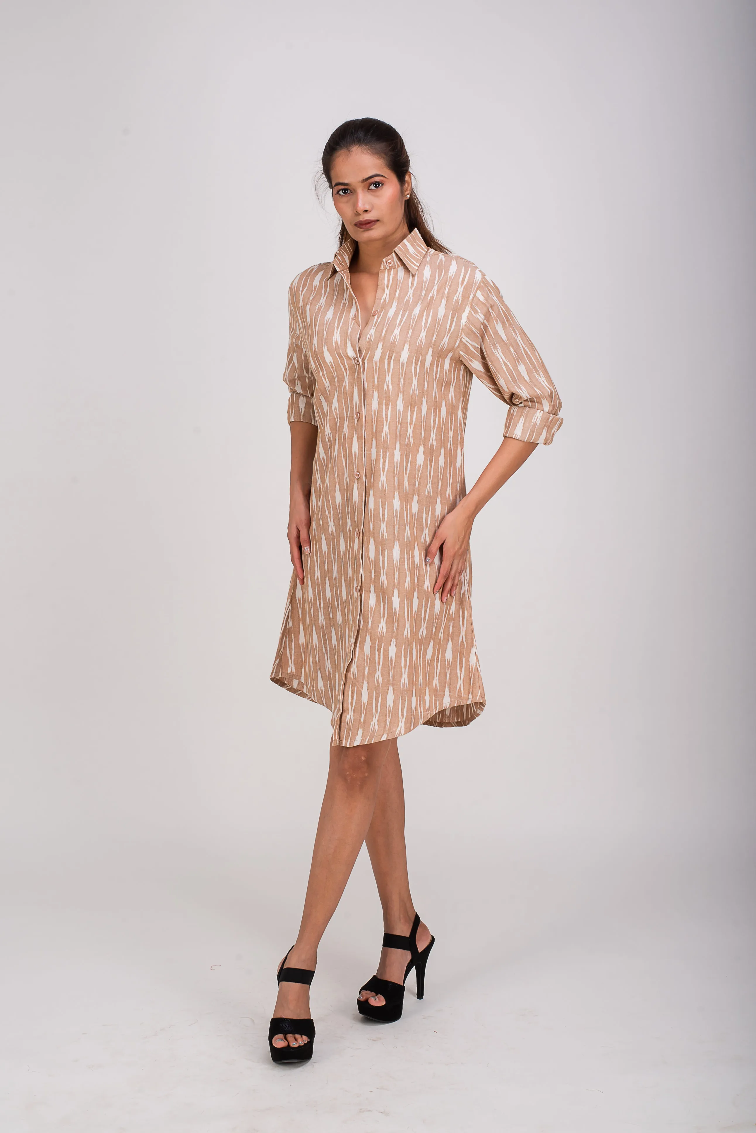 524-318 White Lotus "Brigit" Women's long shirt