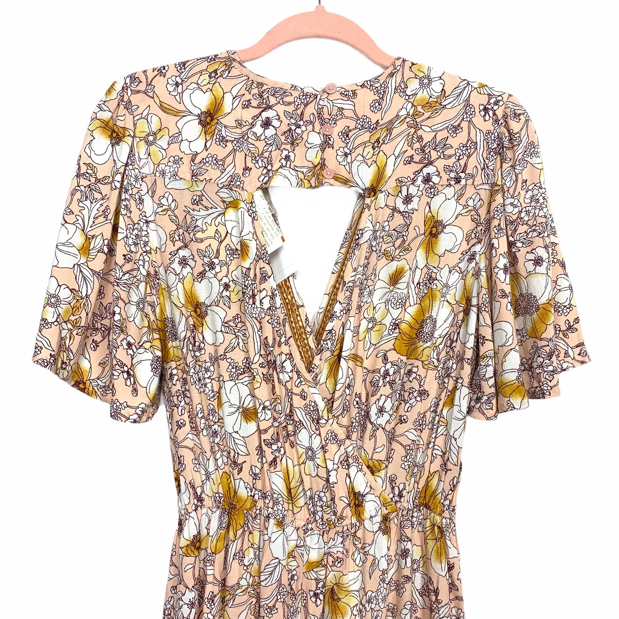Band of Gypsies Blush Gold Floral Jumpsuit NWT- Size M
