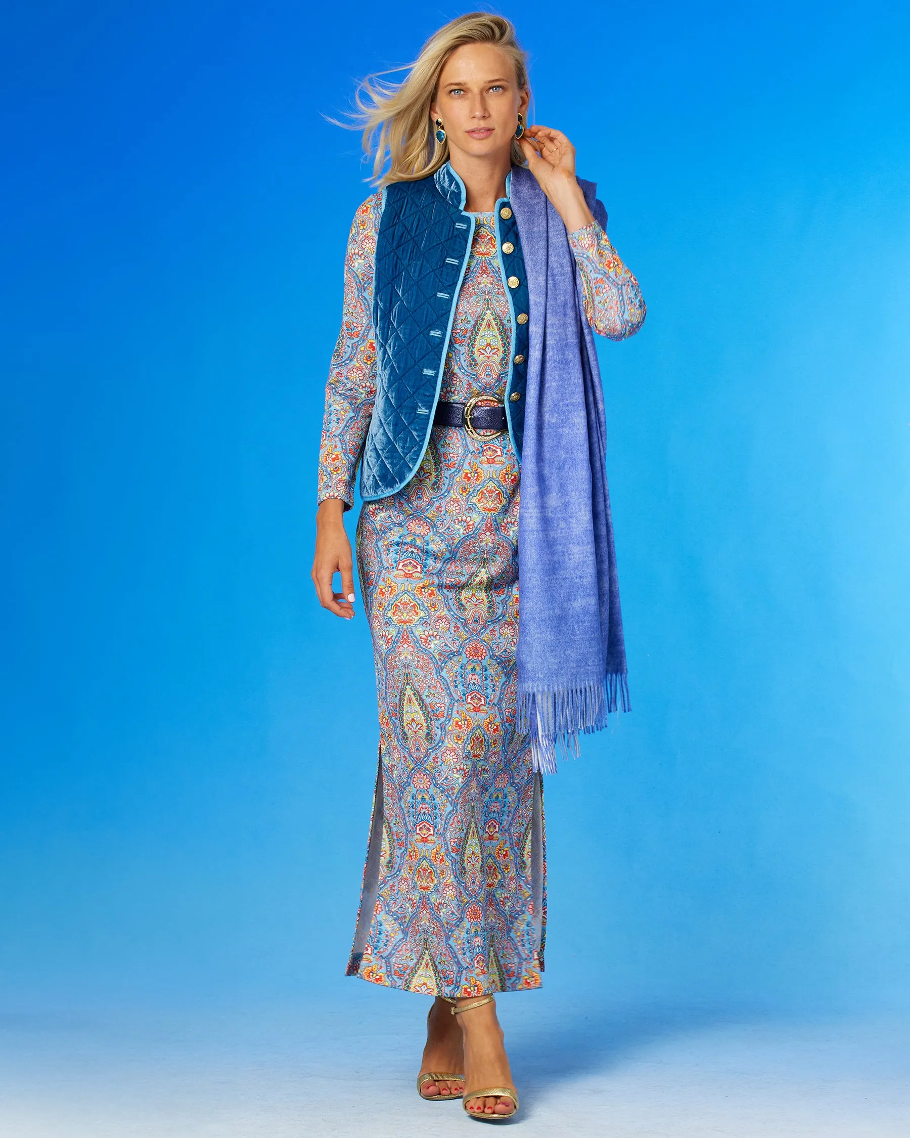 Begoña & Co Sibelina Ombre Effect Shawl/Throw in Indigo Blue