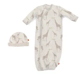 Cream Jolie Giraffe Magnetic Gown & Hat