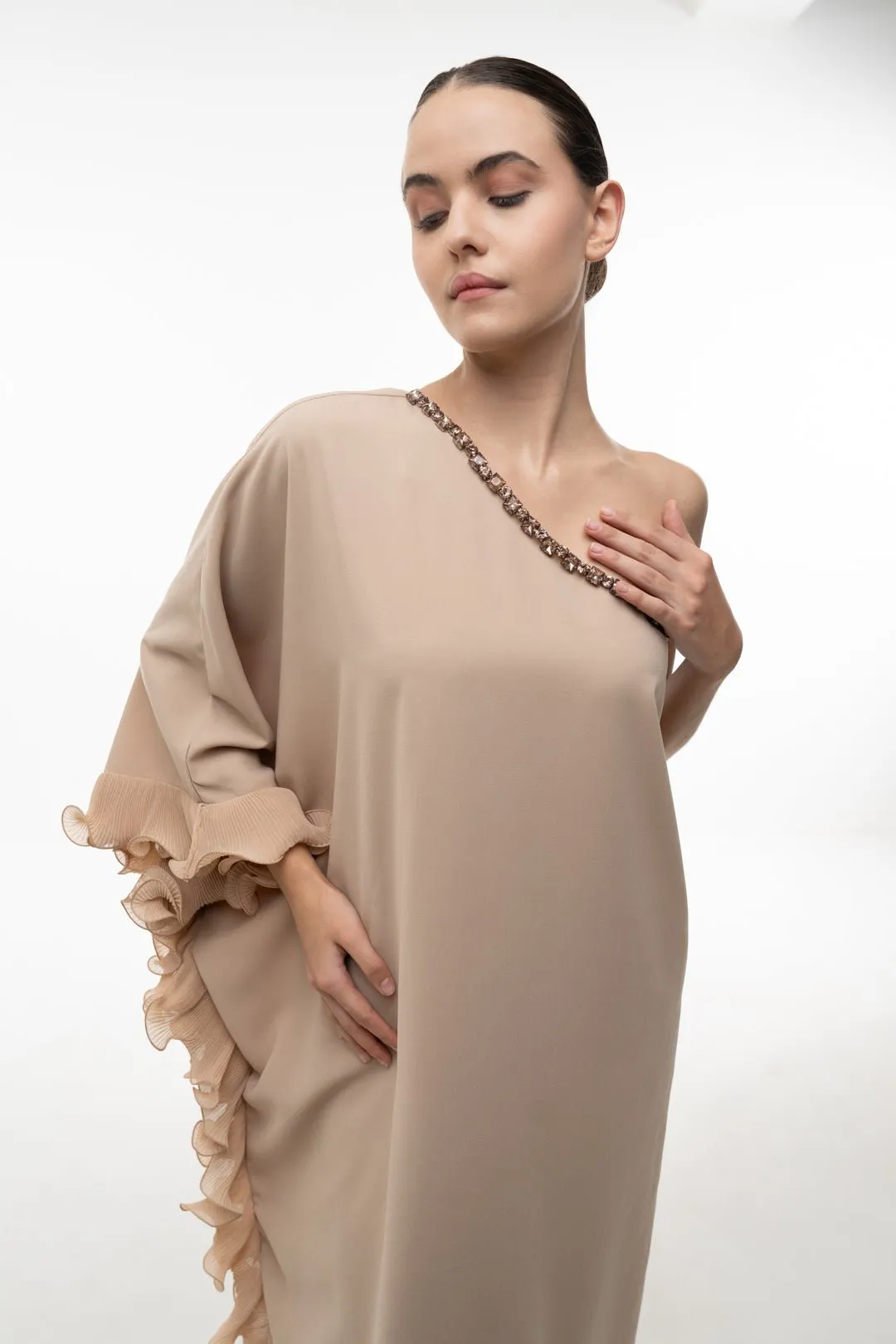 EMBELISHED ONE SHOULDER DRESS