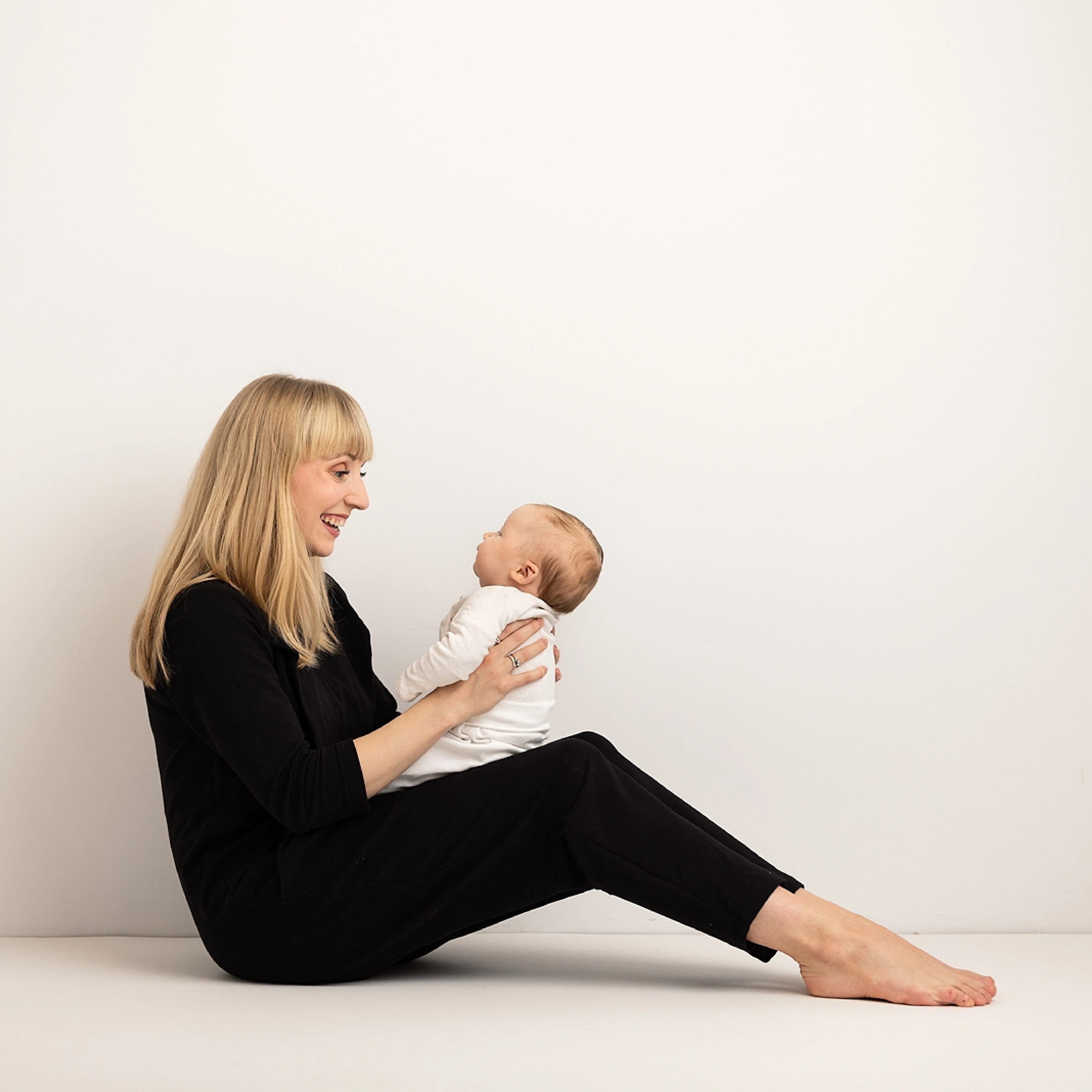 Etta Jumpsuit - Maternity Jumpsuit & Breastfeeding Jumpsuit - Black