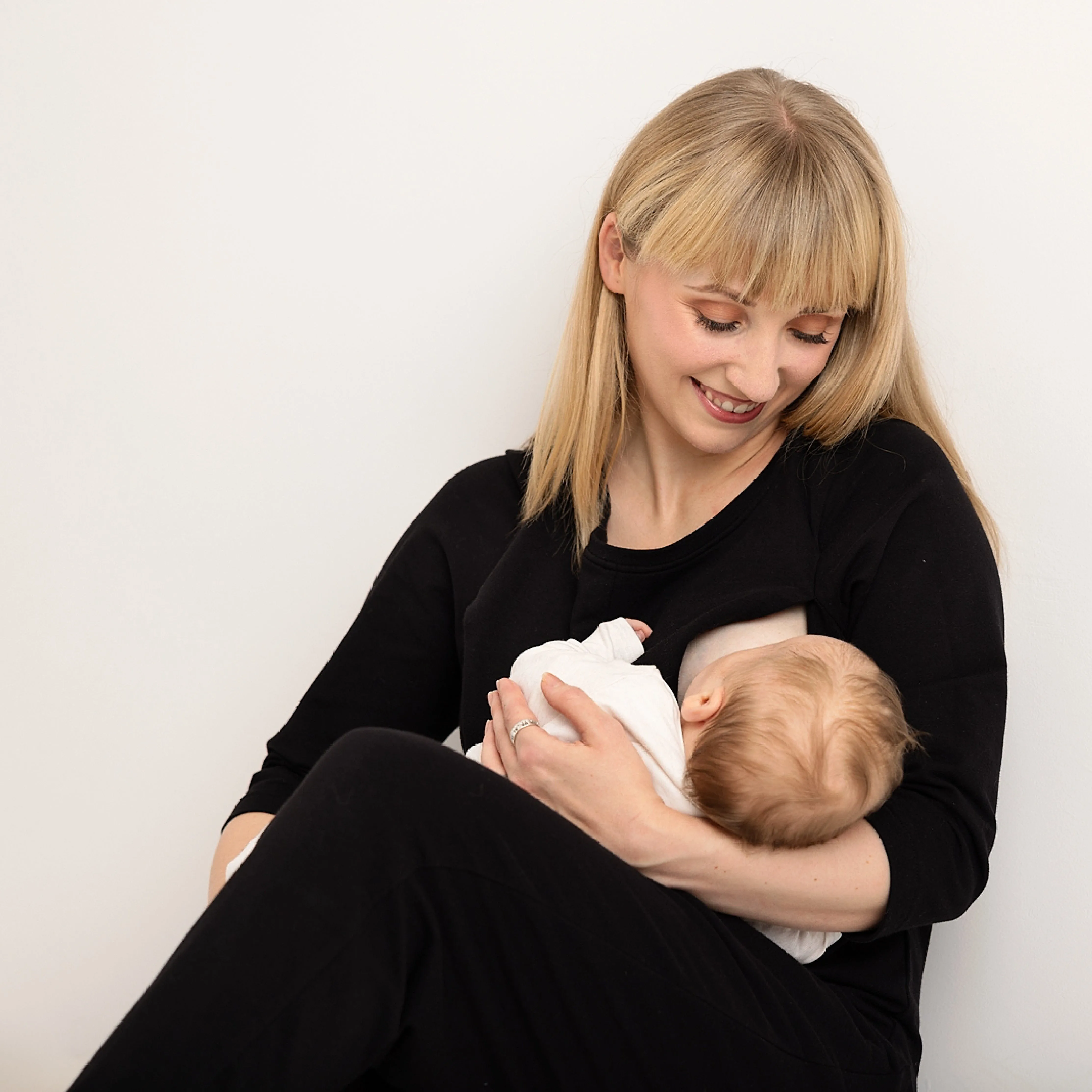 Etta Jumpsuit - Maternity Jumpsuit & Breastfeeding Jumpsuit - Black