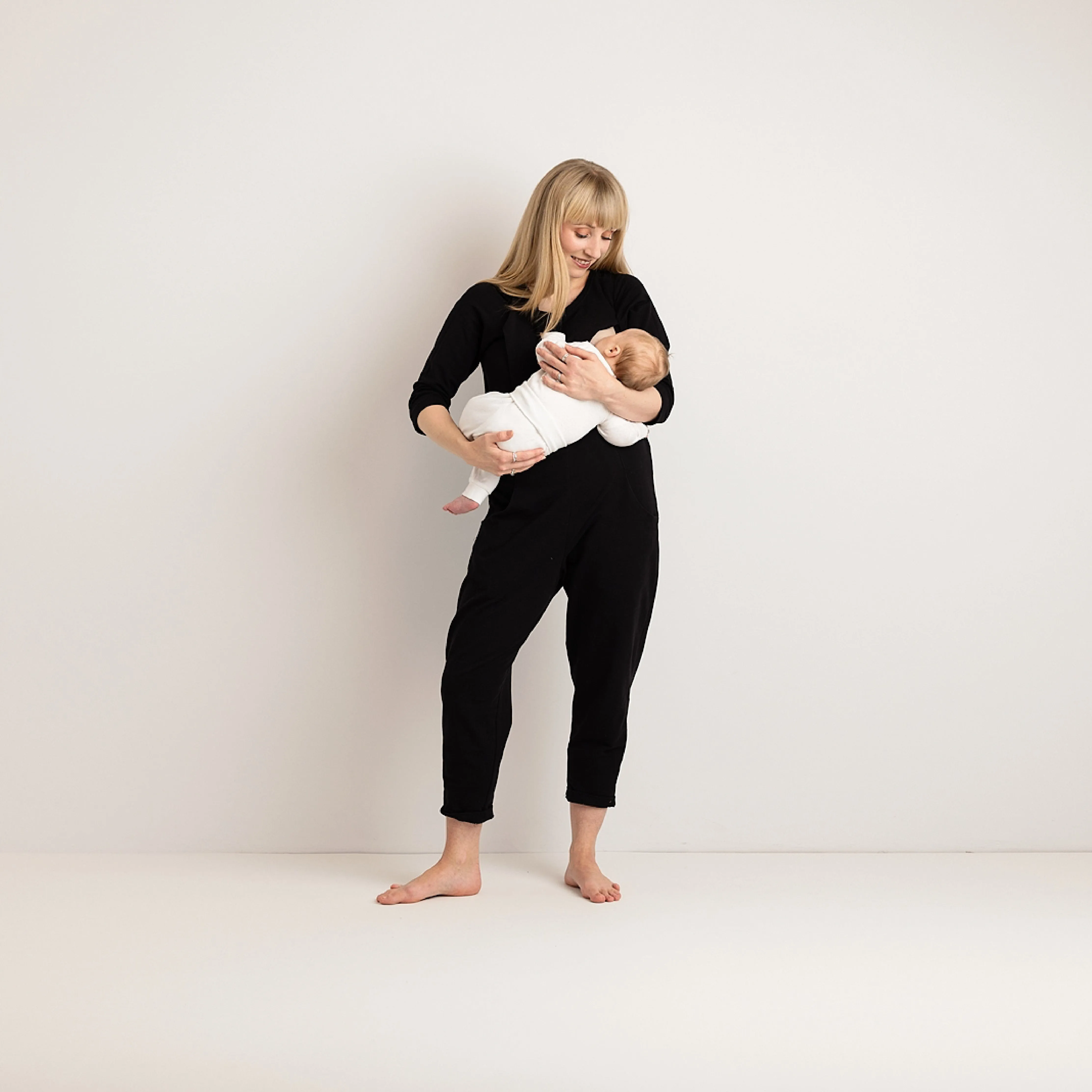 Etta Jumpsuit - Maternity Jumpsuit & Breastfeeding Jumpsuit - Black