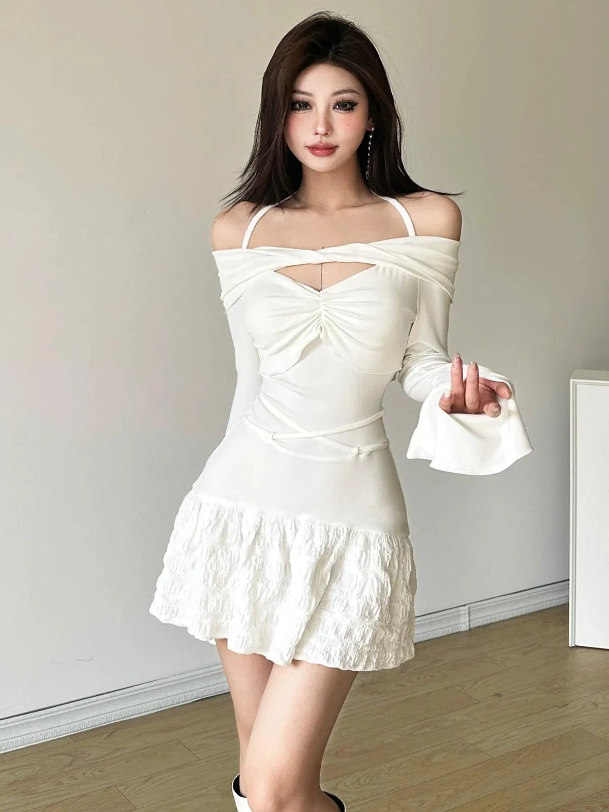 Kliou Winter Halter Dress: Elegant Street-Style Fashion