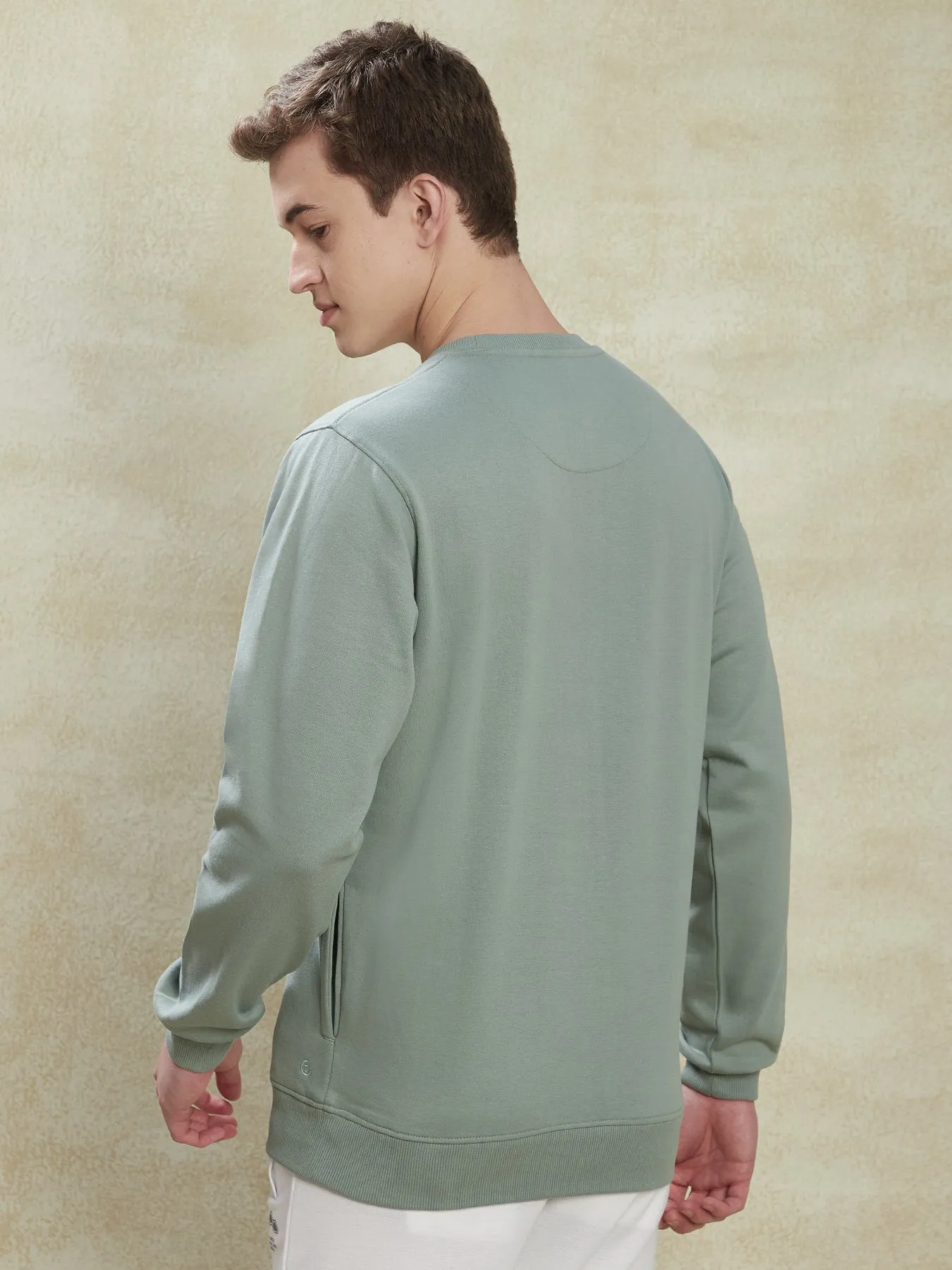 Knitted Olive Printed Regular Fit Full Sleeve Casual Sweatshirt