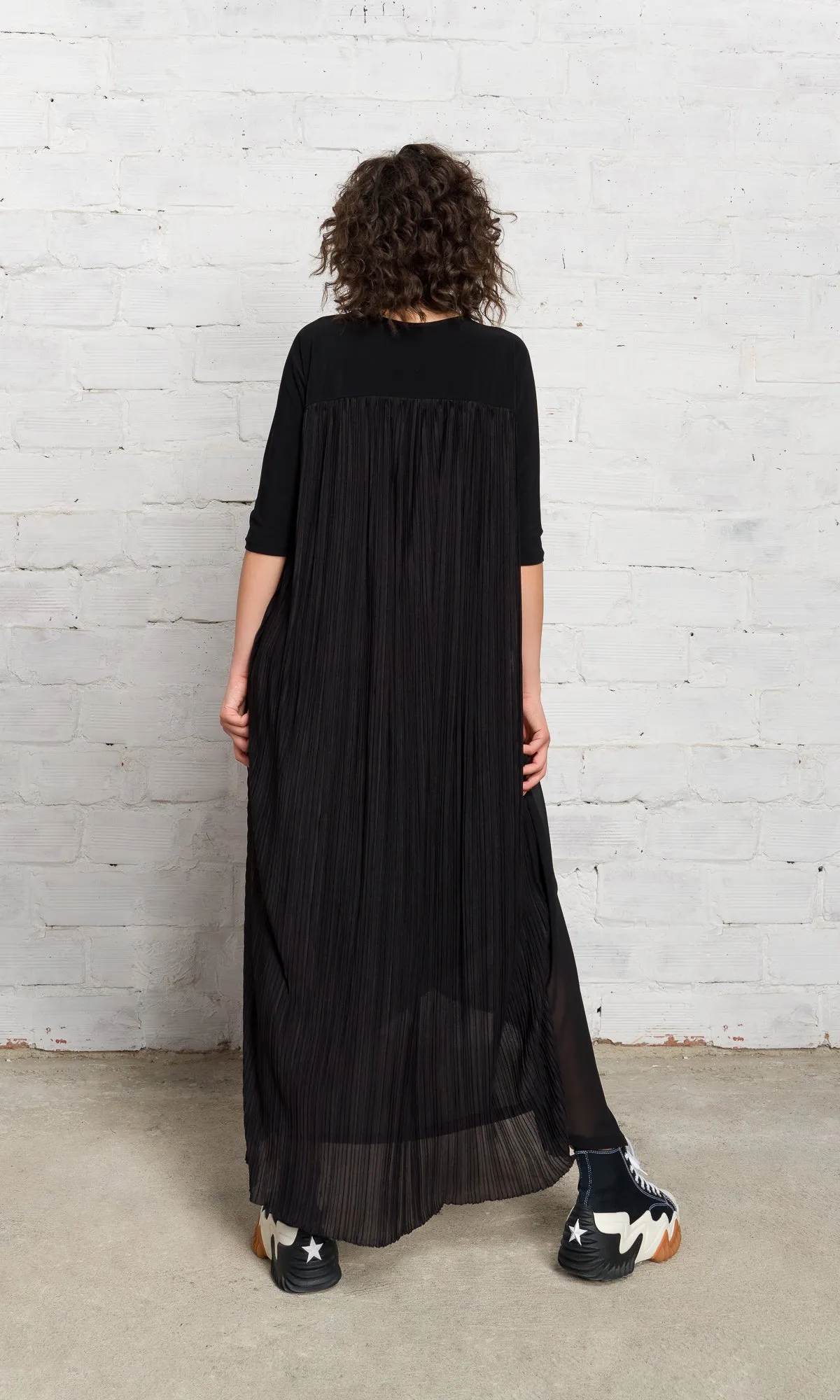 Layered Midi Dress with Pleated Back