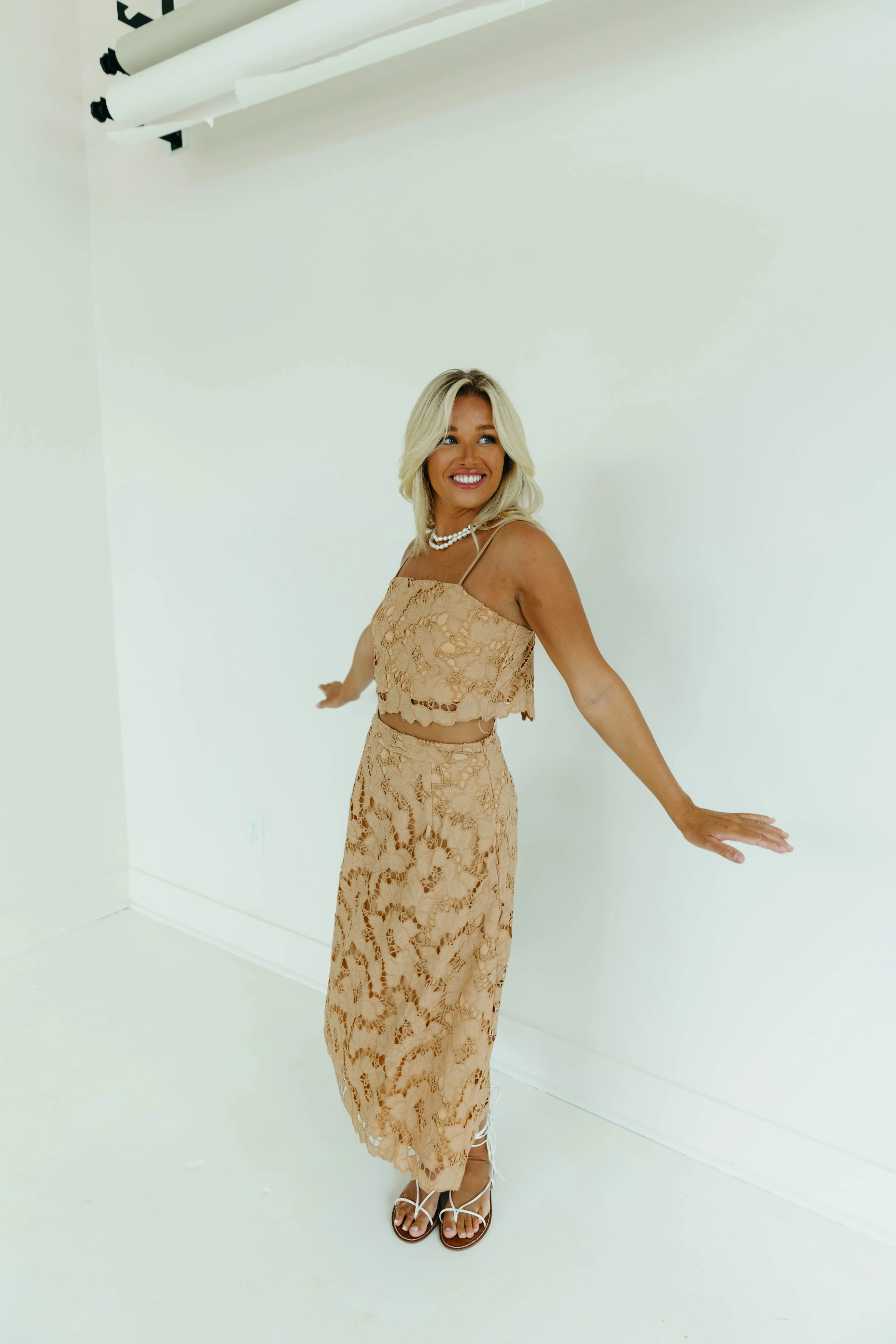 Nia Floral Set - Latte