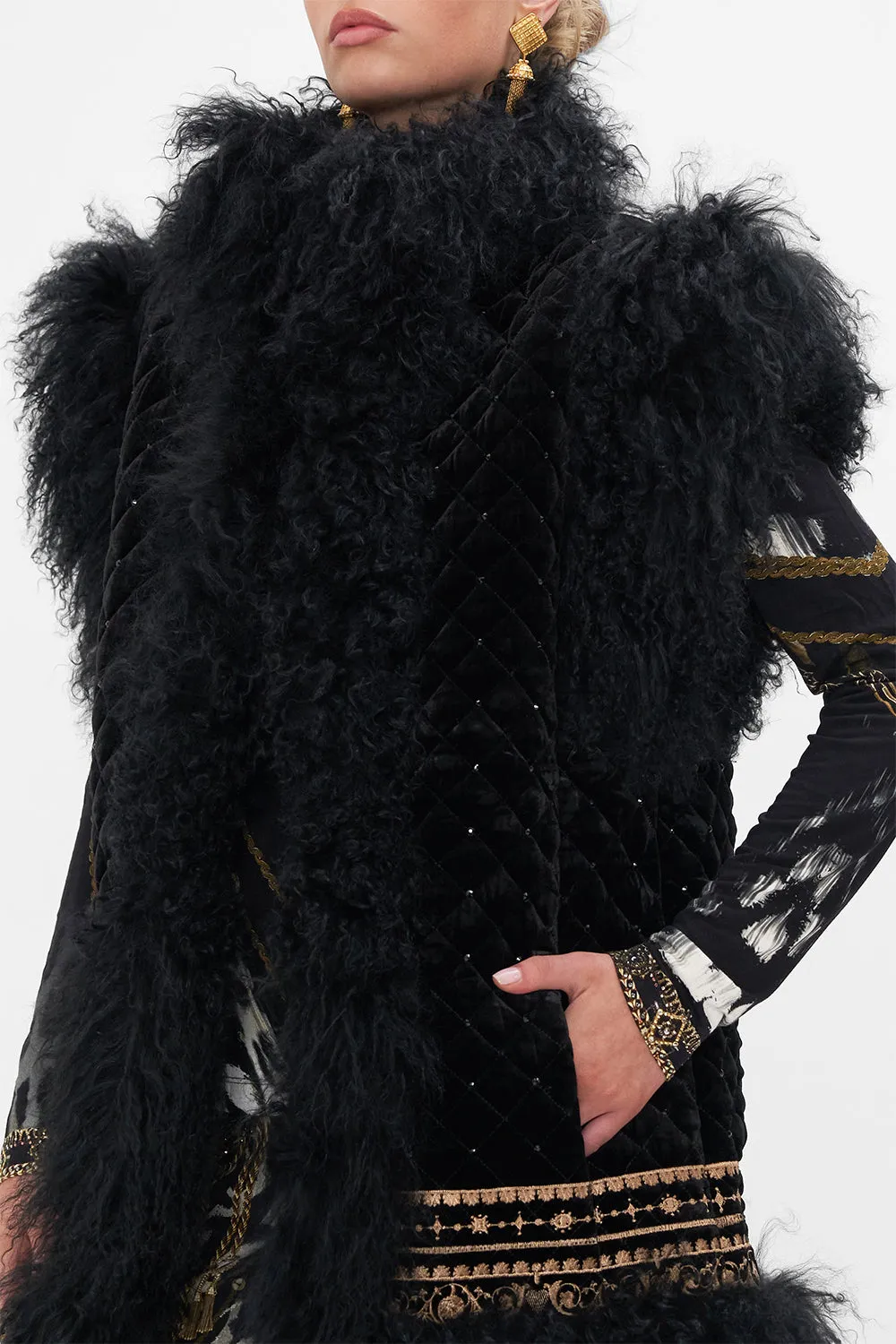 OVERSIZED FAUX FUR GILET UNTAMED ROYALTY