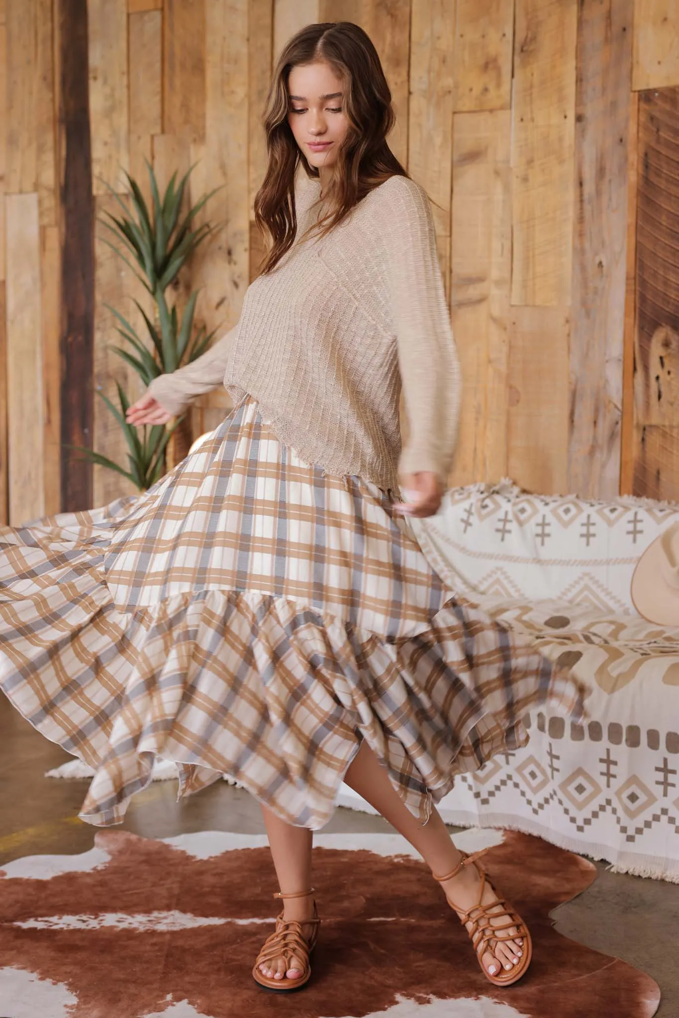 PLAID RUFFLE HANDKERCHIEF HEM MIDI SKIRT
