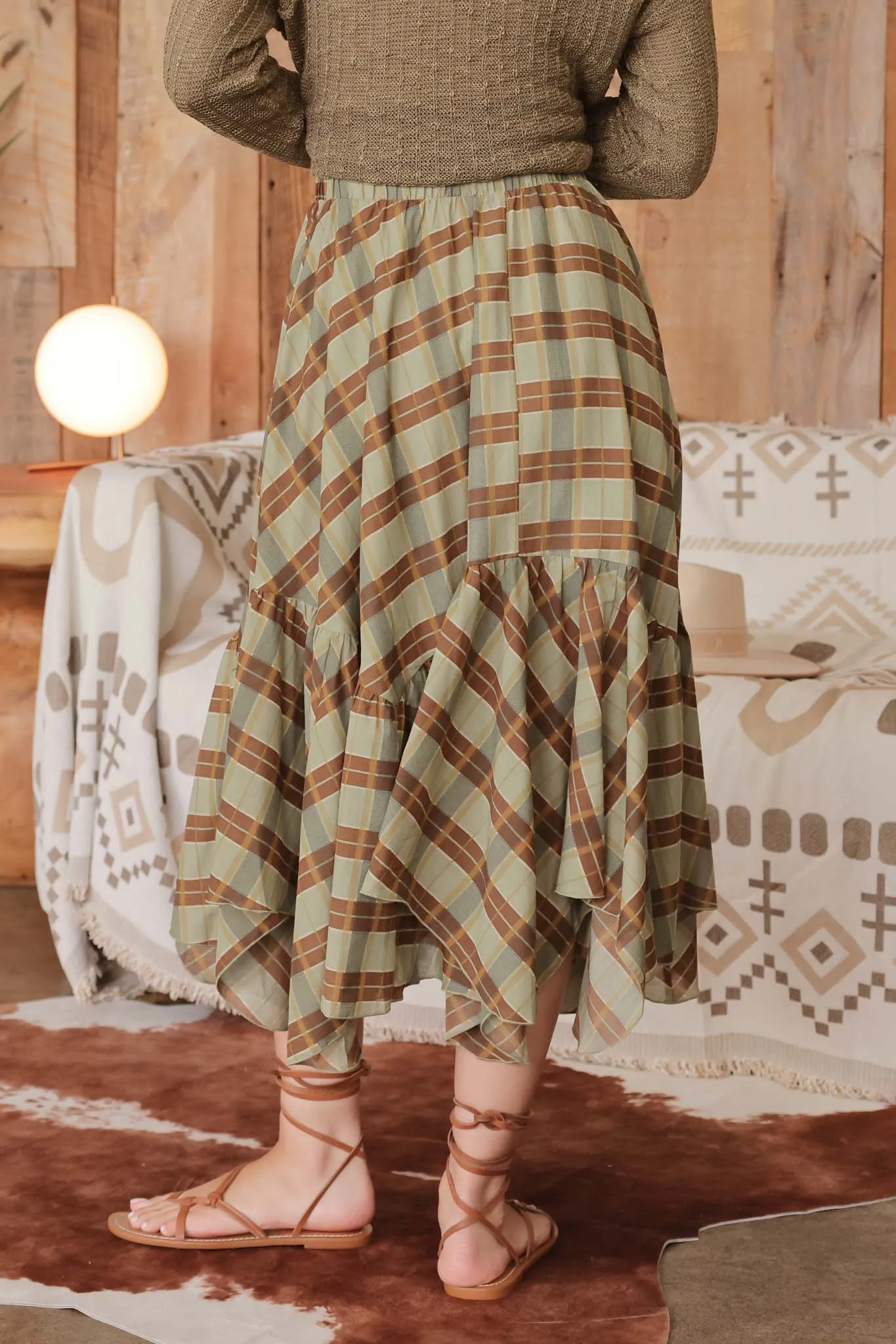 PLAID RUFFLE HANDKERCHIEF HEM MIDI SKIRT