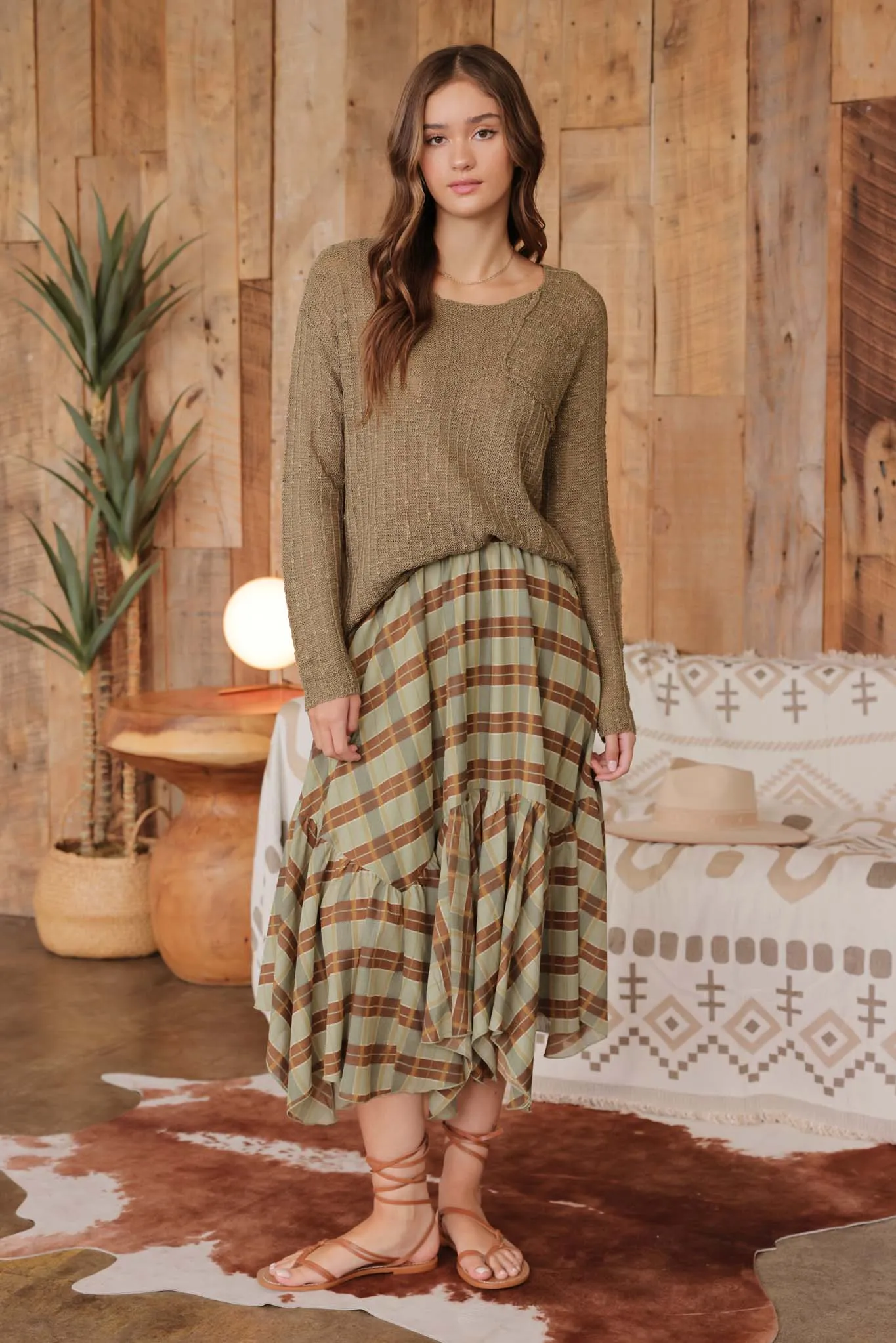 PLAID RUFFLE HANDKERCHIEF HEM MIDI SKIRT