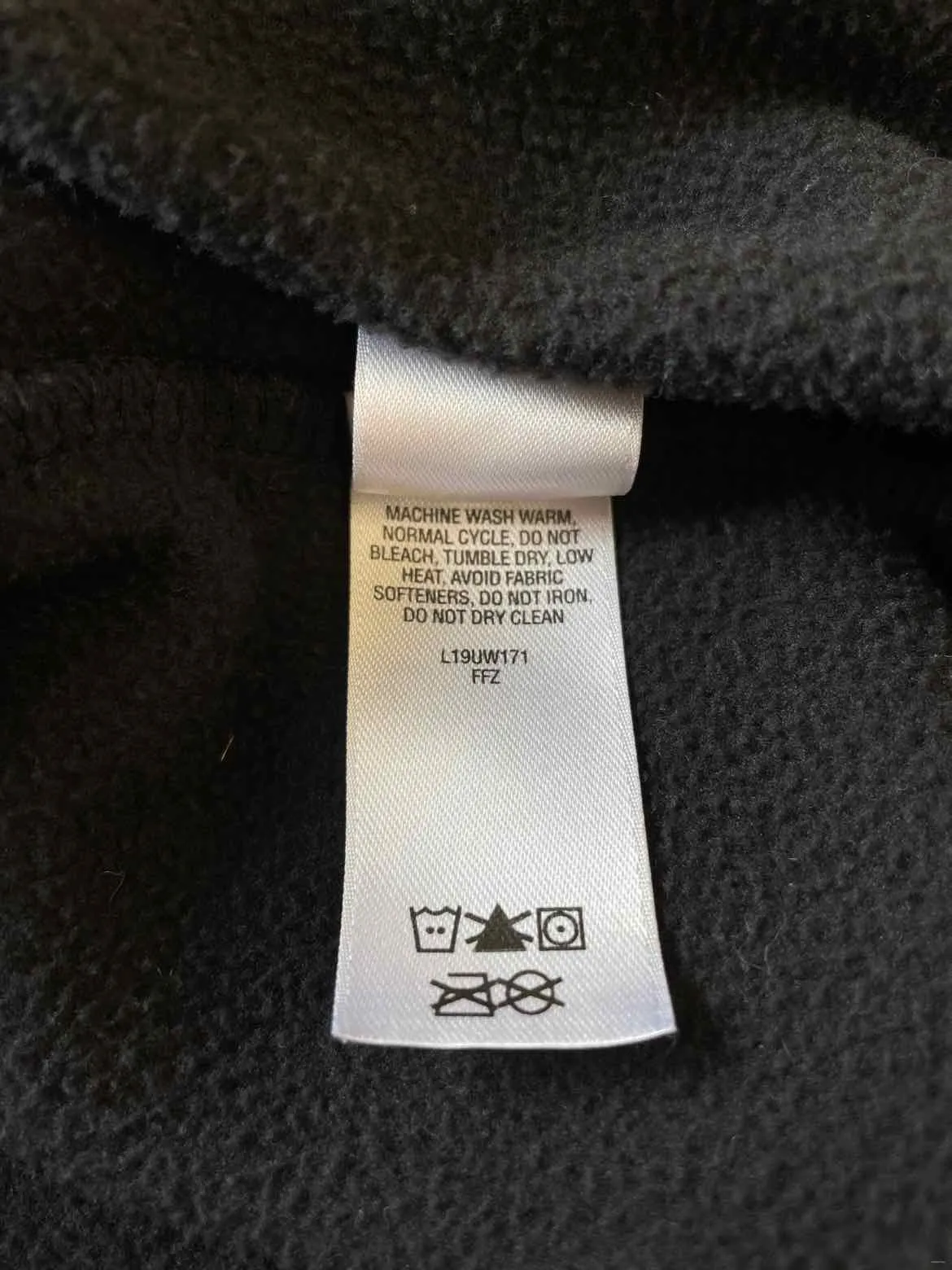 Size Small Cabelas Black Women's Fleece Sweatshirt