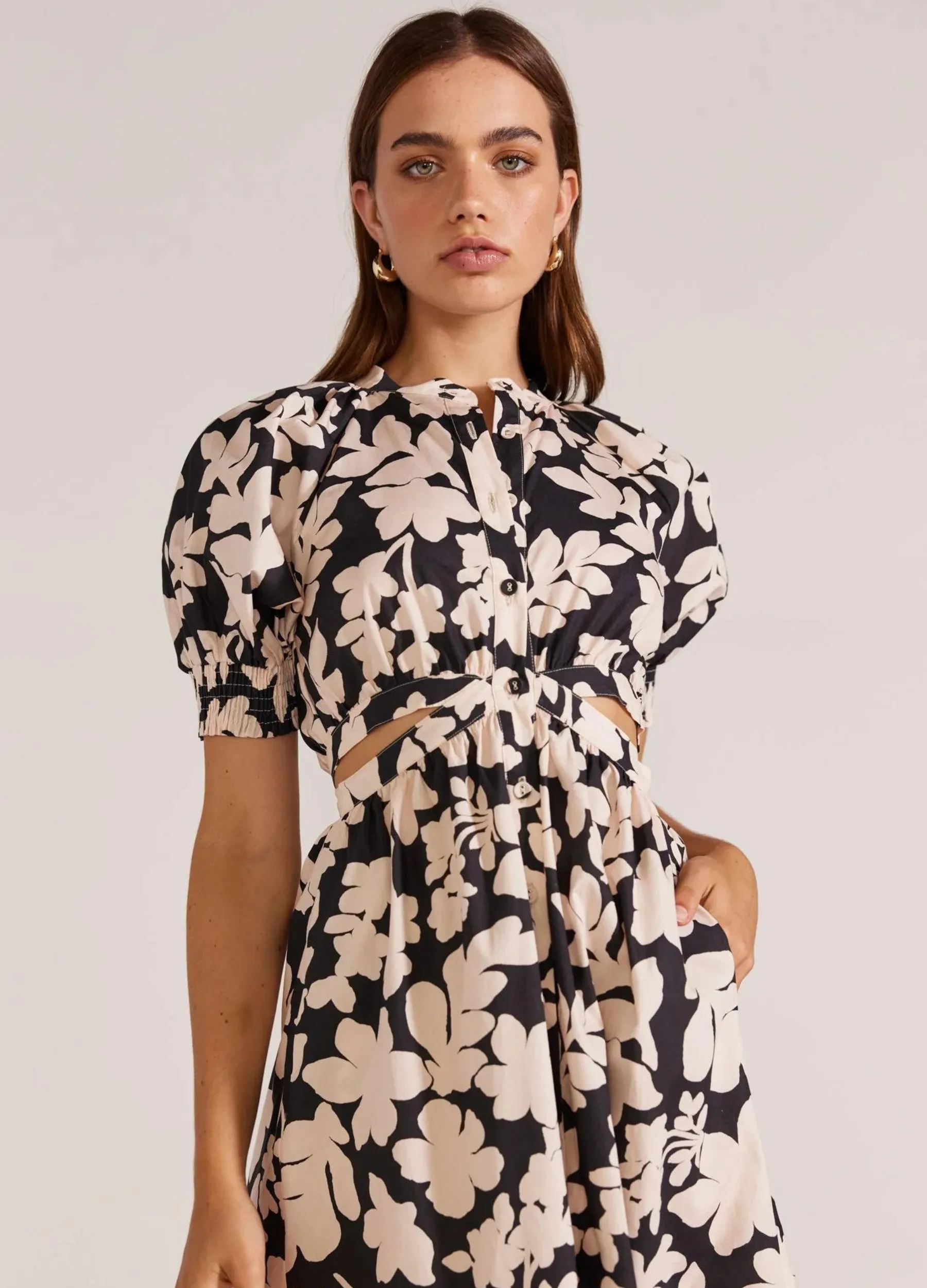 Staple the Label - Short Sleeve Selita Cut Out Midi Dress