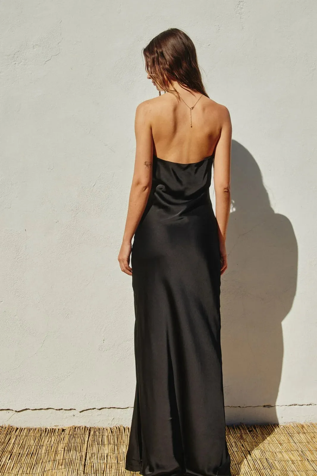 STRAPLESS BIAS CUT MAXI DRESS