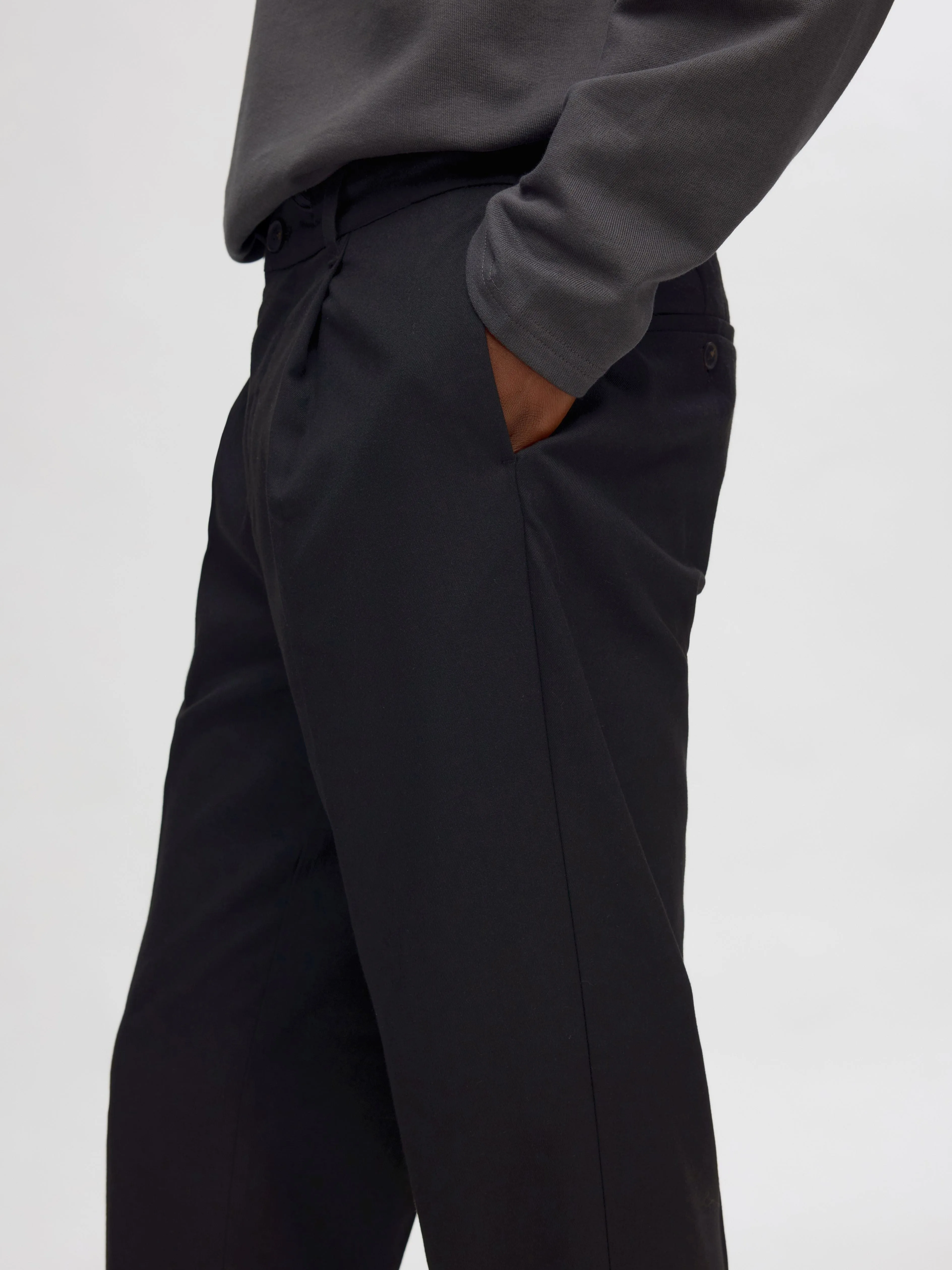 Tapered Leroy Pleat Pant