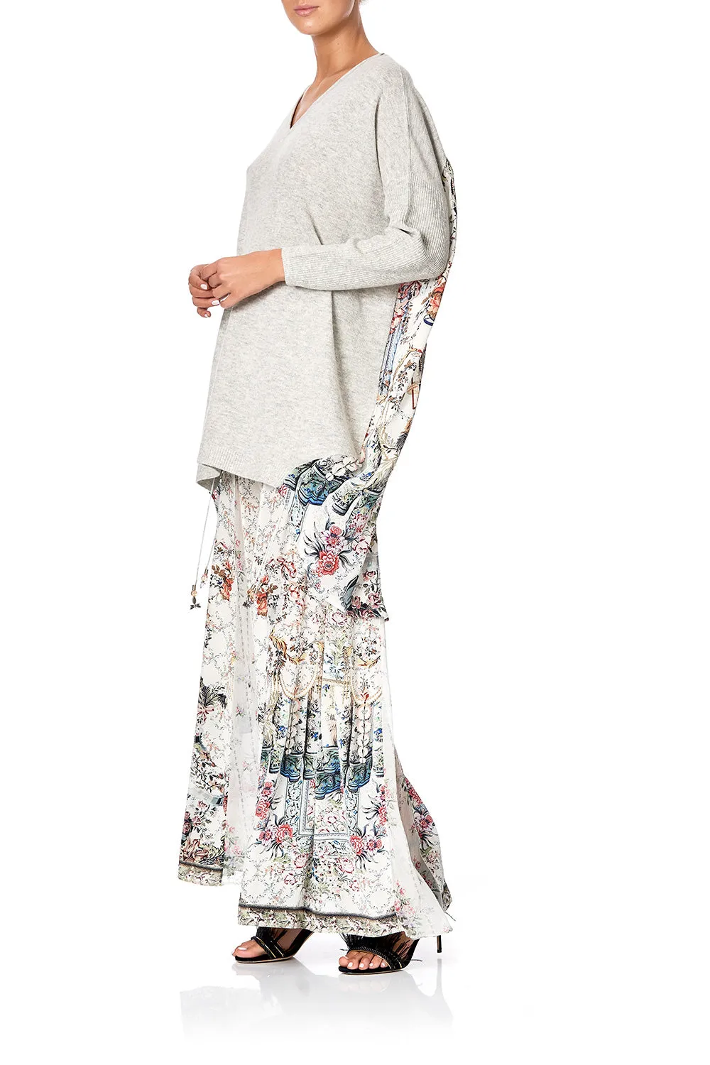 V NECK JUMPER WITH PRINT BACK SOUTHERN BELLE