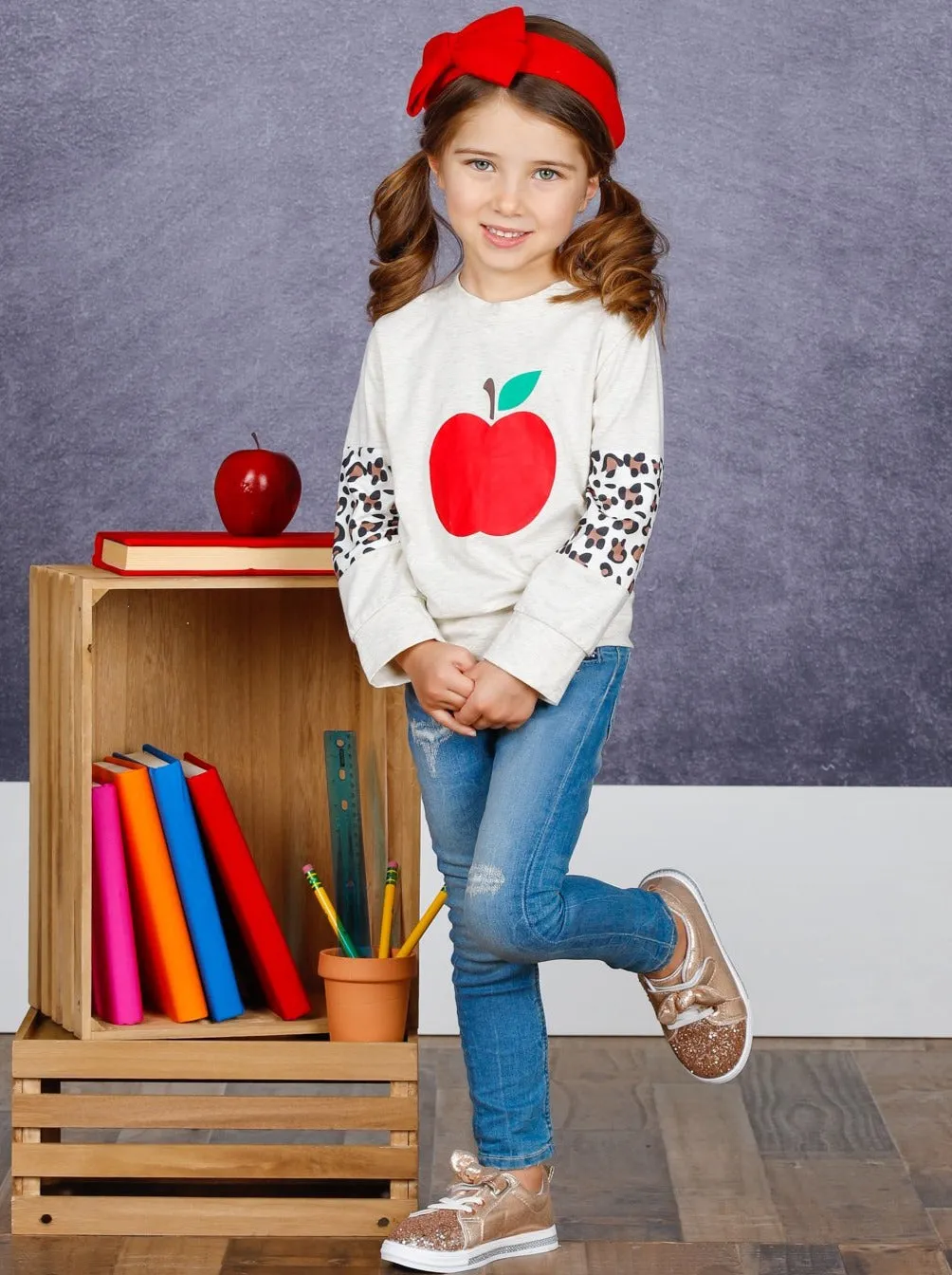 Wild For Knowledge Pullover Sweatshirt