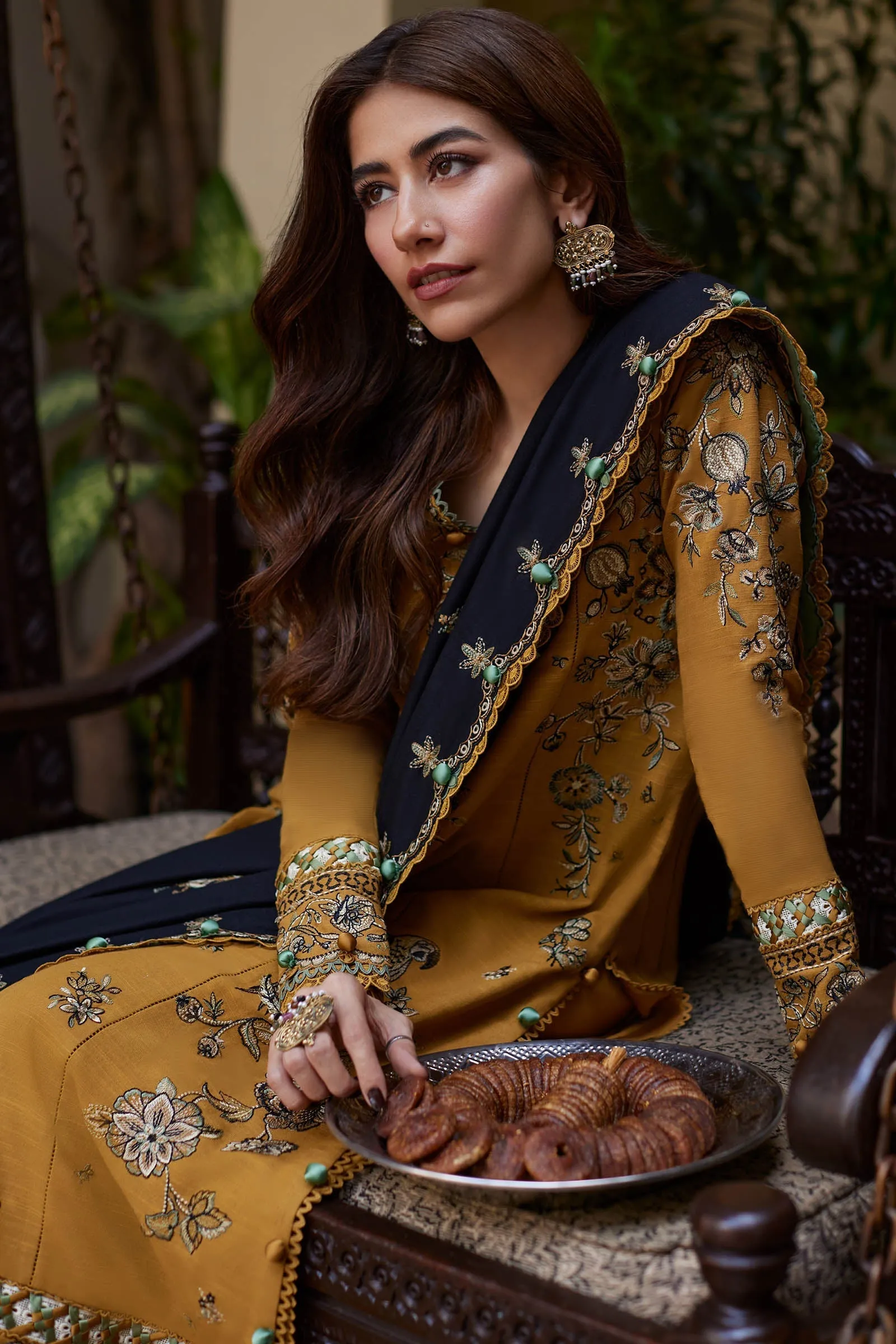 Zaha Winter Collection 2023 – MELIHA (ZW23-11)